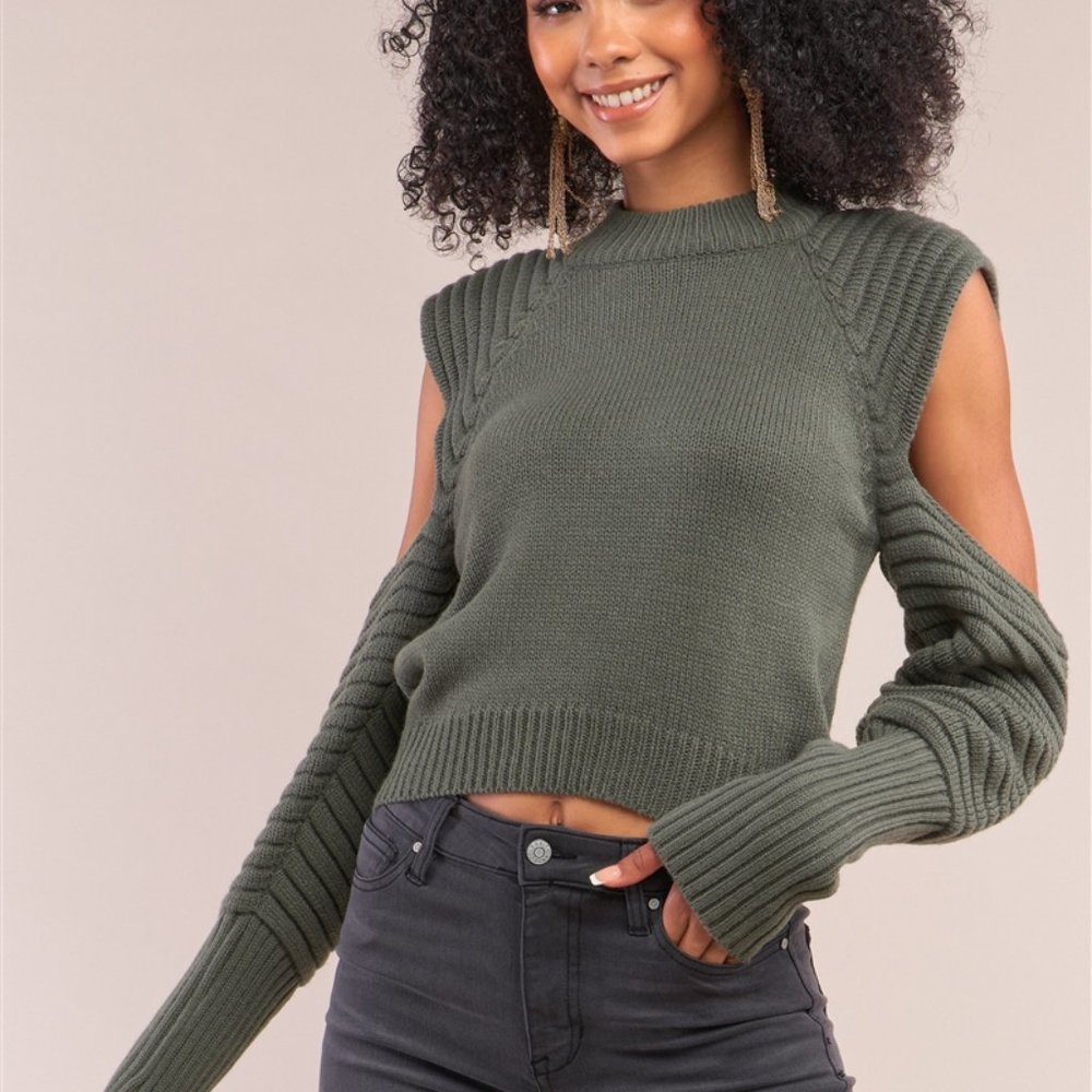 OLIVE RIBBED CUT-OUT DETAIL CROPPED SWEATER